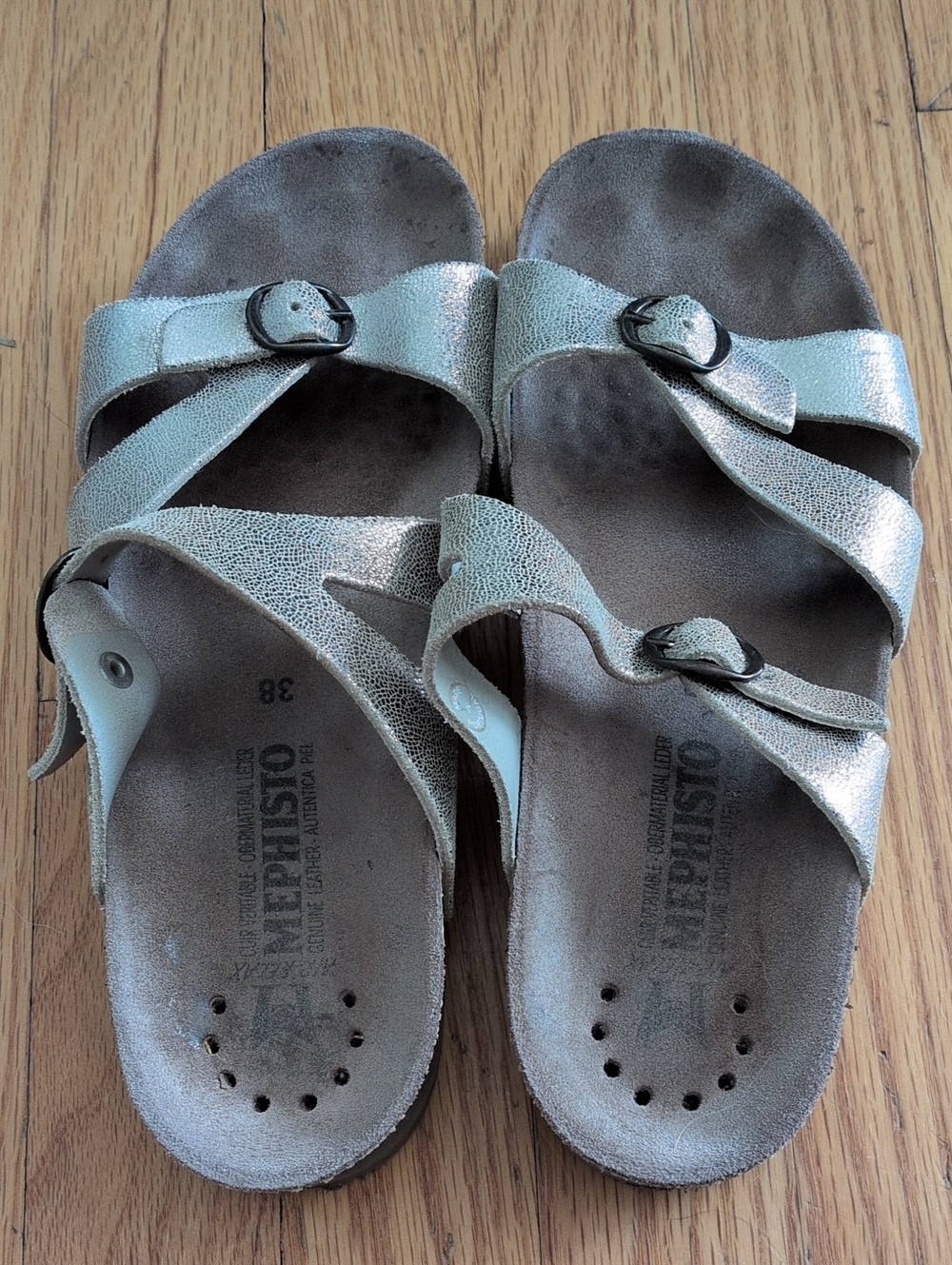 Mephisto Hannel Women's Metallic Silver Buckle Sandals 38